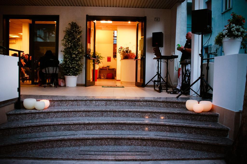 Altro Hotel Bellaria-Igea Marina Eksteriør billede
